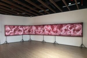 Dedikasi Dave Tjoa Lestarikan Batik Peranakan Lewat Kain 8 Meter